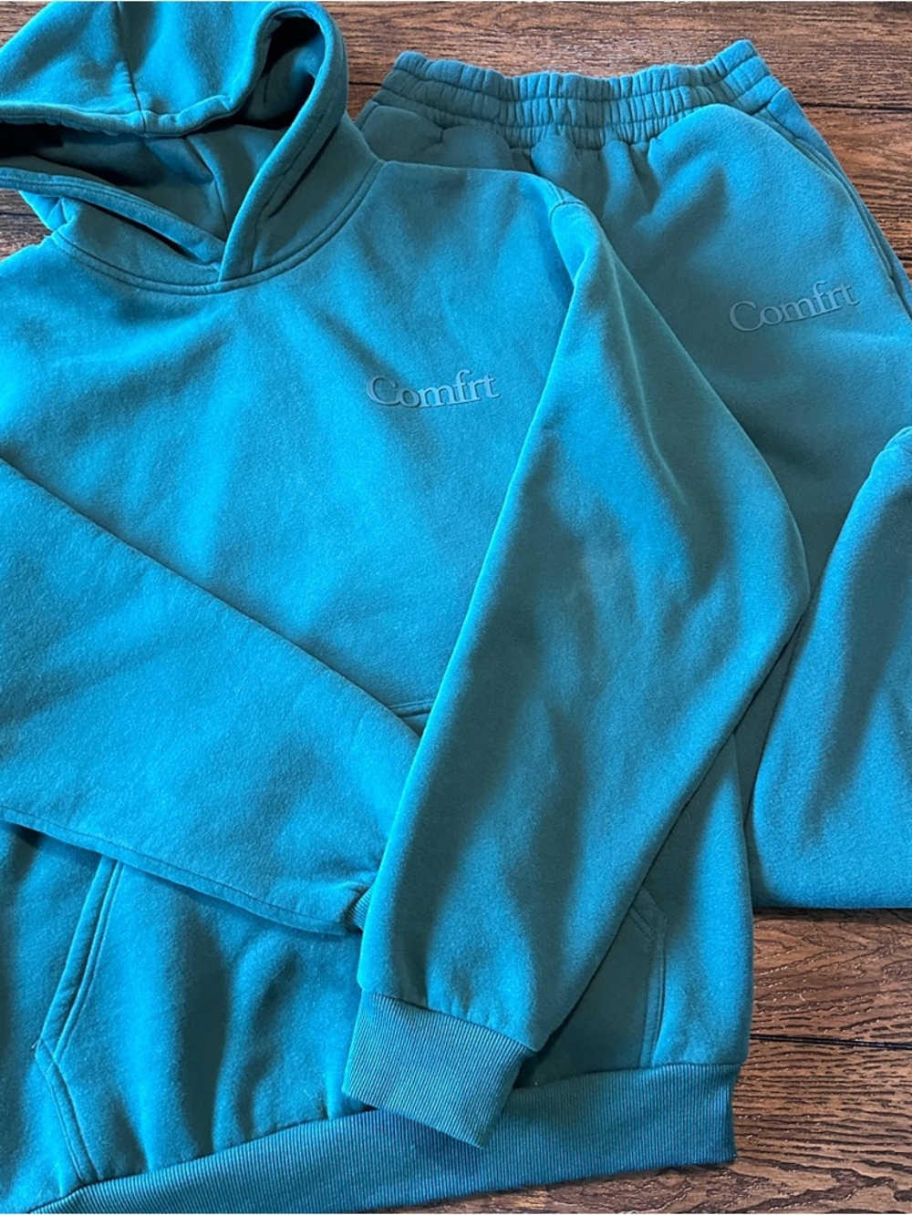 Comfrt Minimalist Hoodie and Joggers Set in Teal size S